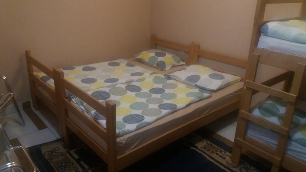 Hostel 021 Novi Sad Bilik gambar